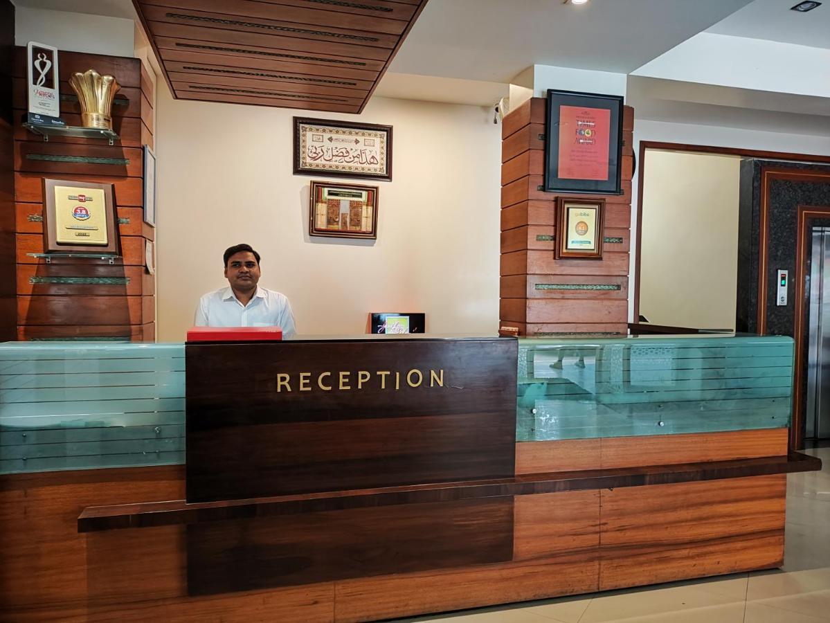 Jaffer Bhai's Brickland Hotel Panchgani Exteriör bild