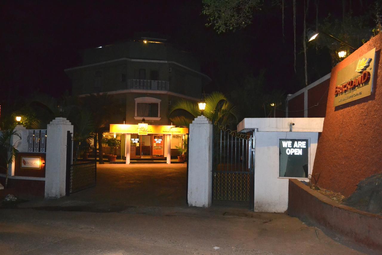 Jaffer Bhai's Brickland Hotel Panchgani Exteriör bild